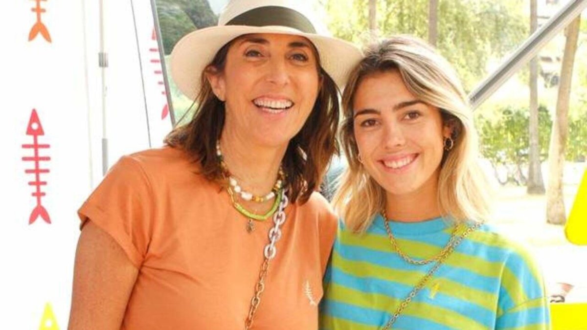 Paz Padilla y Anna Ferrer.