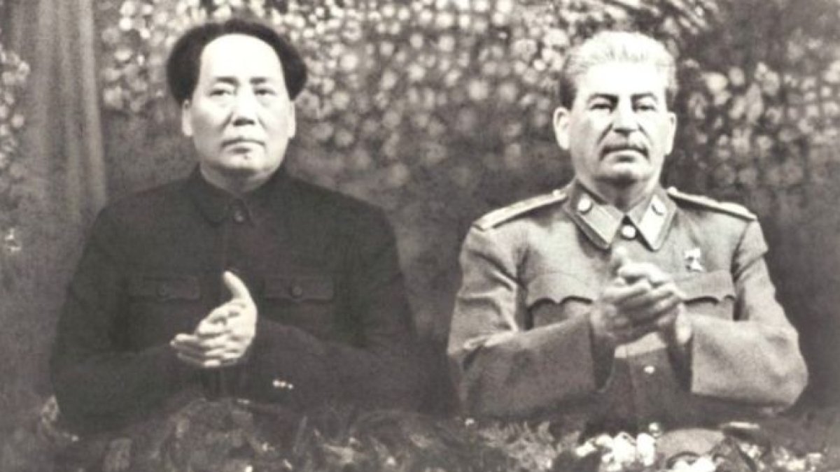 Mao y Stalin, en un encuentro en Moscú en 1949