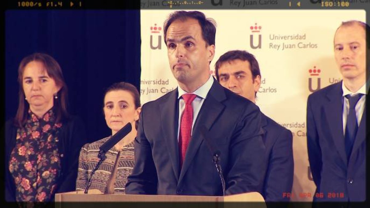 El rector de la Universidad Rey Juan Carlos, Javier Ramos, con su equipo