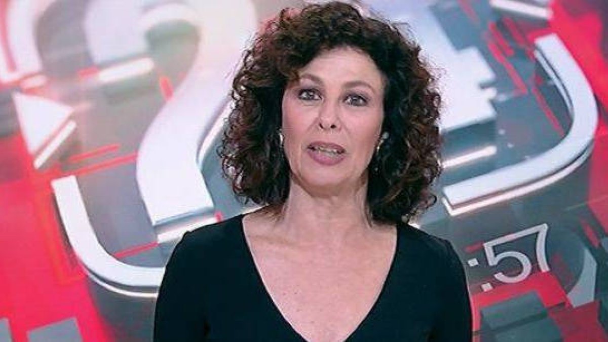 Beatriz Pérez Aranda da la nota en TVE dando cifras de muertos como la Lotería