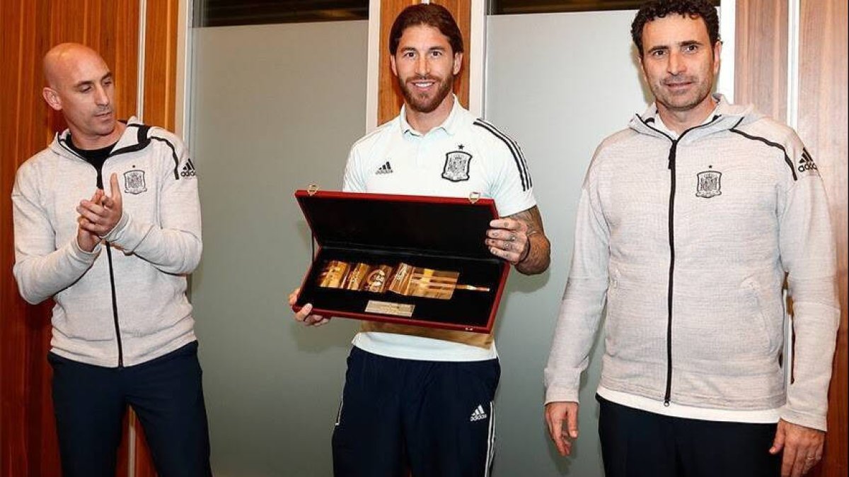 Sergio Ramos recibió el pasado año el Brazalete de Oro por parte de la Federación.