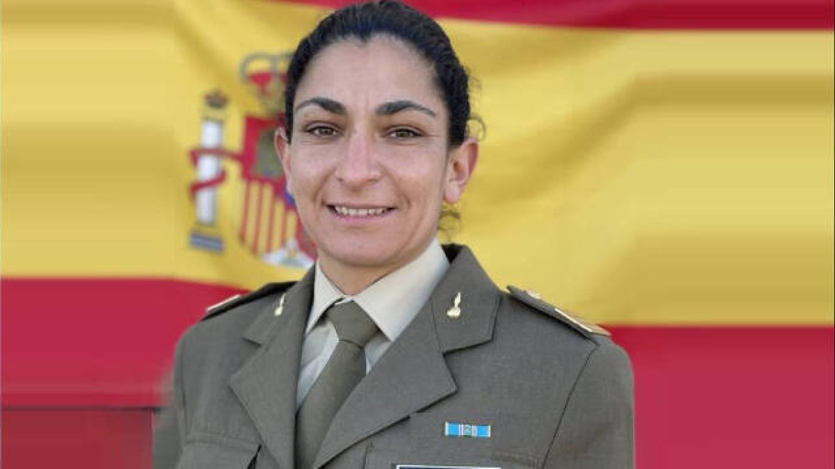 La fallecida es la sargento de artillería Débora Grau