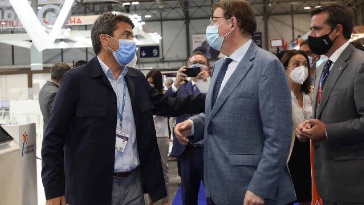 Carlos Mazón y Ximo Puig en Fitur