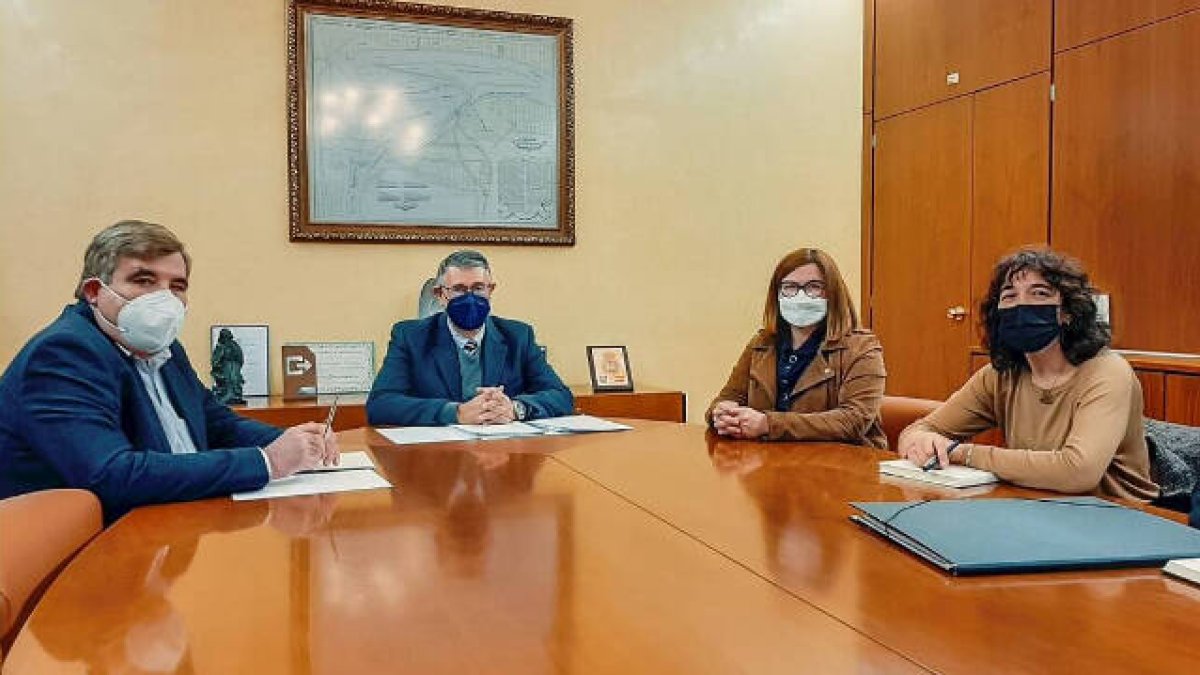 Reunión de planificación territorial y urbanística de municipios de la provincia de Alicante en el ámbito de la cuenca del río Segura