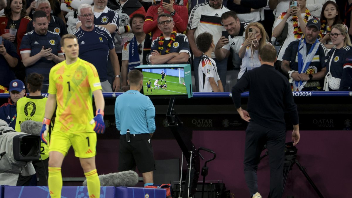 Utilización del VAR en el partido inaugural de la presente Eurocopa.