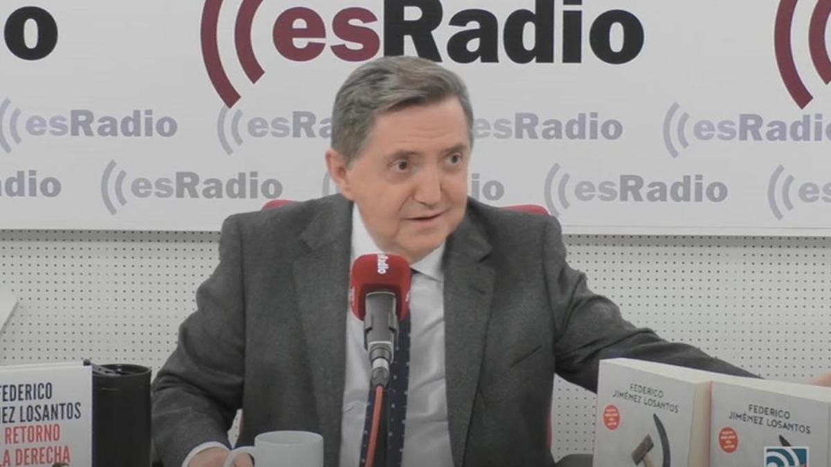 Federico Jiménez Losantos, en el estudio de EsRadio.