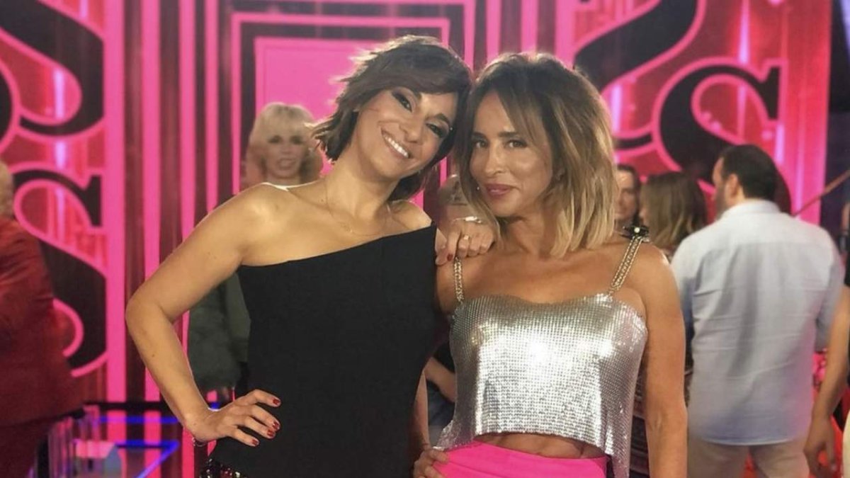 Adela González junto a María Patiño.