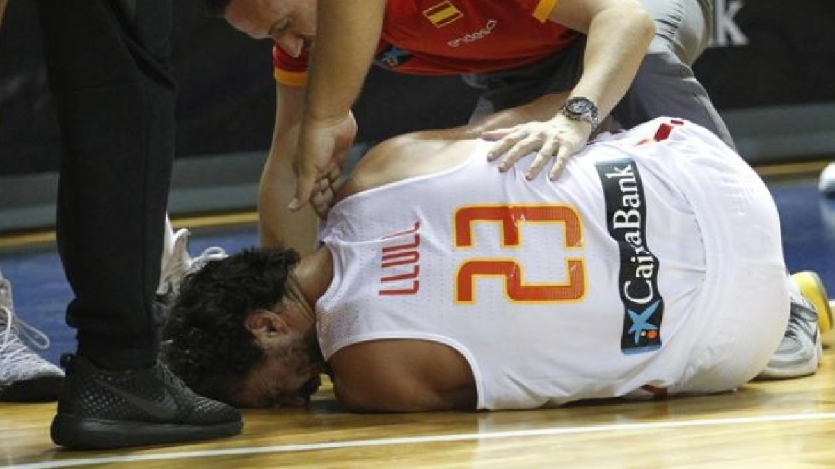 Sergio Llull, en el momento de lesionarse gravemente.