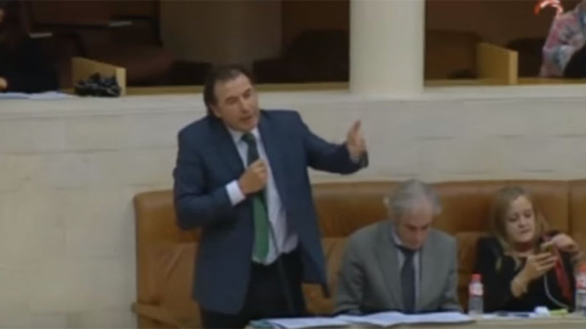 El diputado del PP en el Parlamento de Cantabria Francisco Rodríguez.