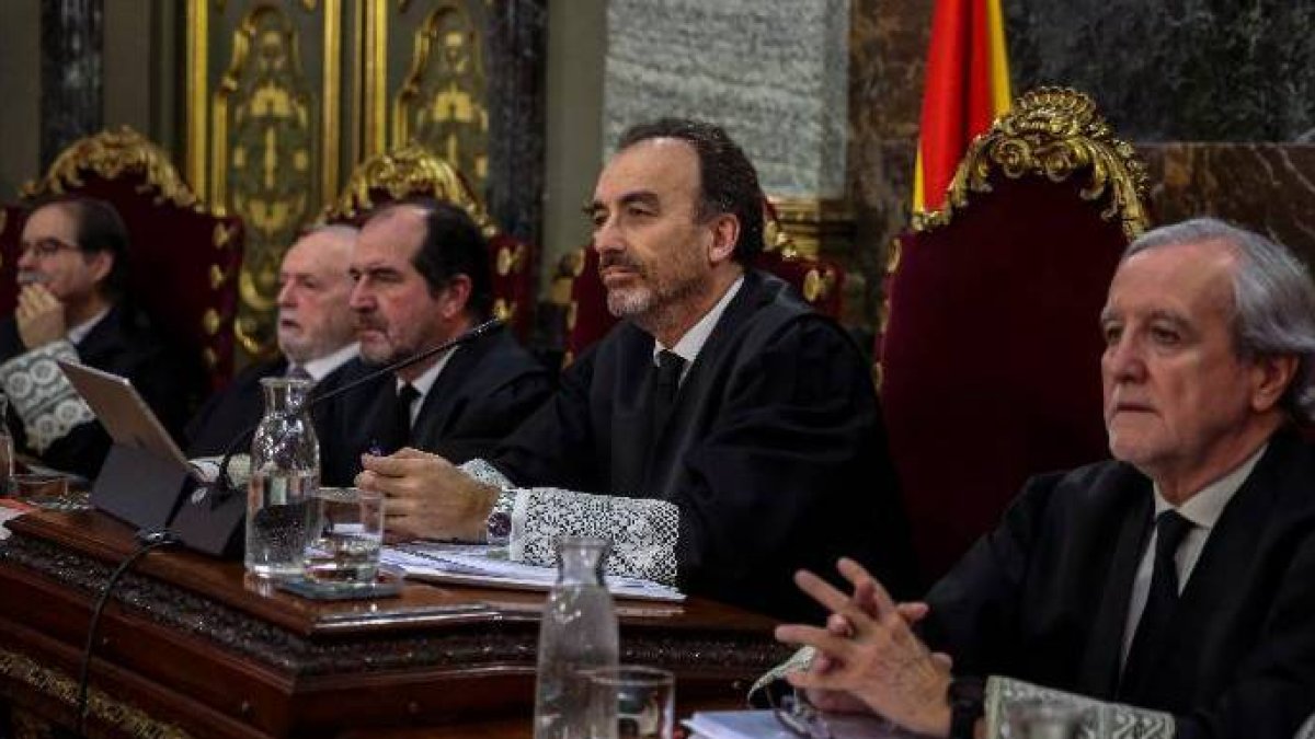 Marchena y el resto de magistrados, este martes en el juicio del procés.