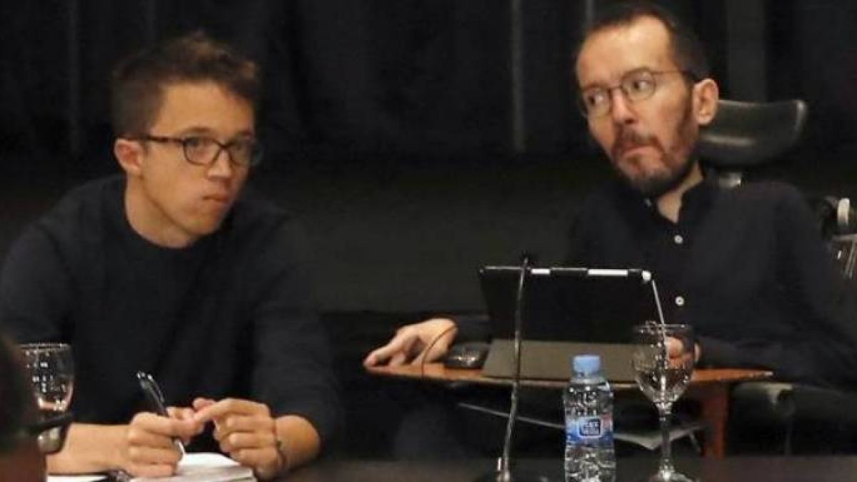 Echenique y Errejón, en un acto antes de la deserción del primero.