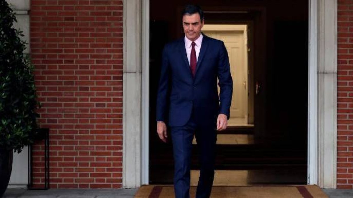 Sánchez, a la puerta de La Moncloa.