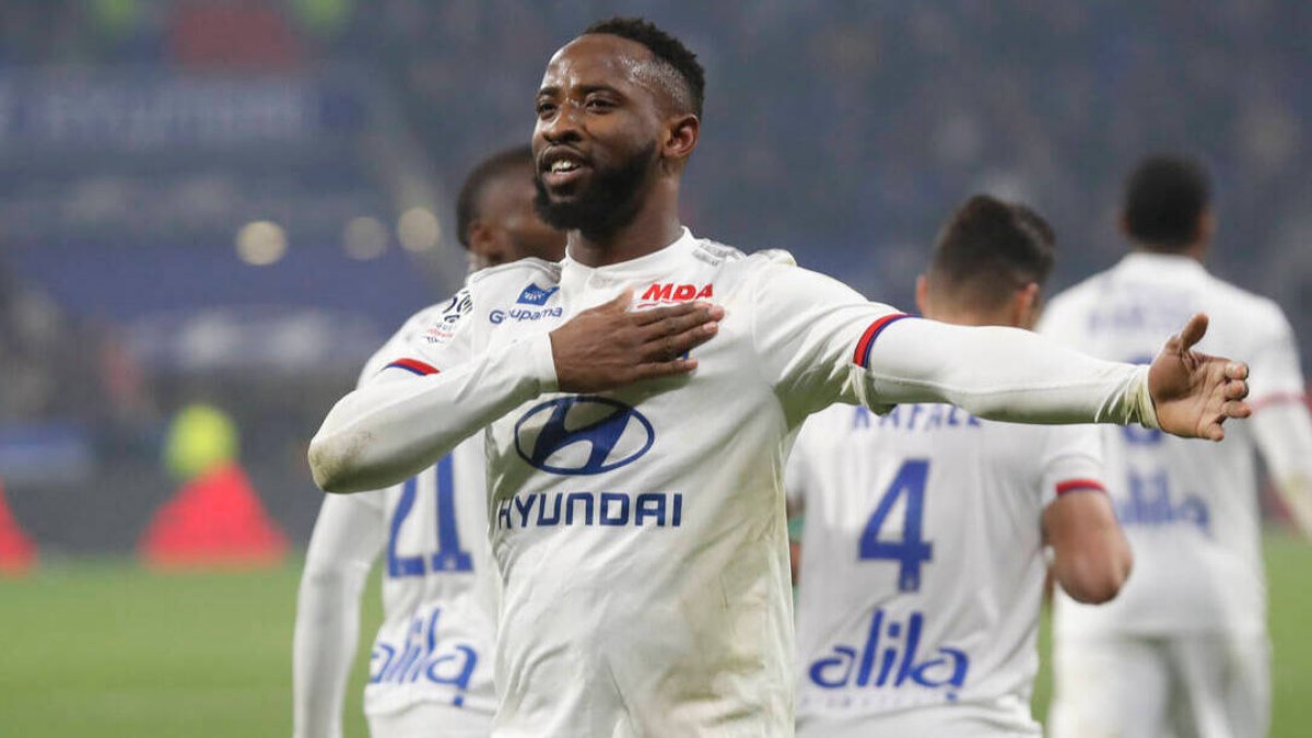 Moussa Dembele, con la camiseta del Olympique Lyonnais.