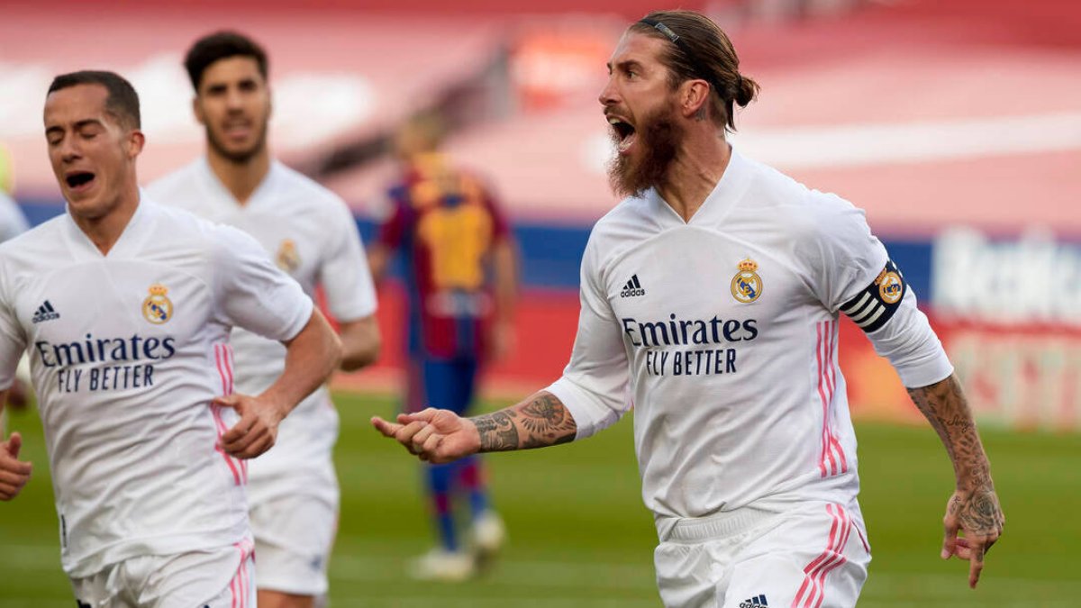 Sergio Ramos, celebrando un gol con el Real Madrid.