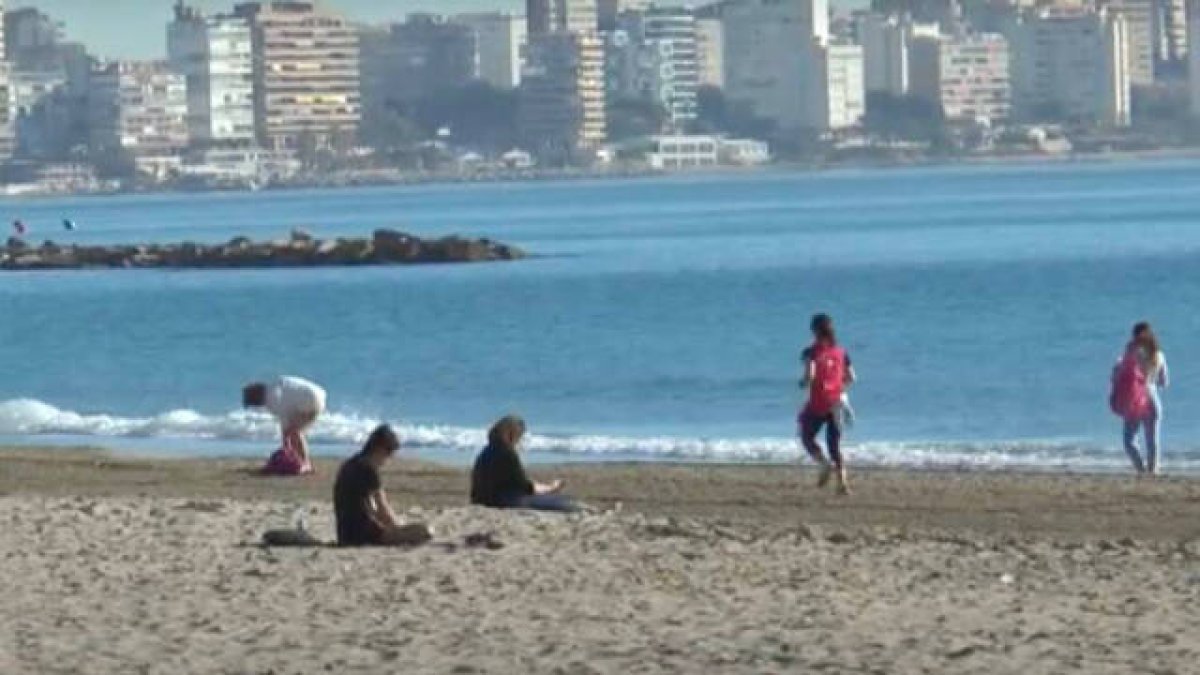 La playa del Postiguet de Alicante.