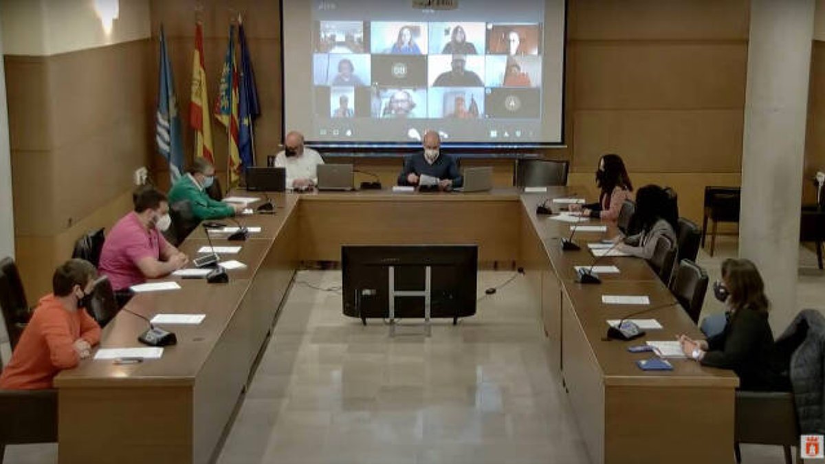 Pleno urgente del Ayuntamiento de de Tavernes de la Valldigna.