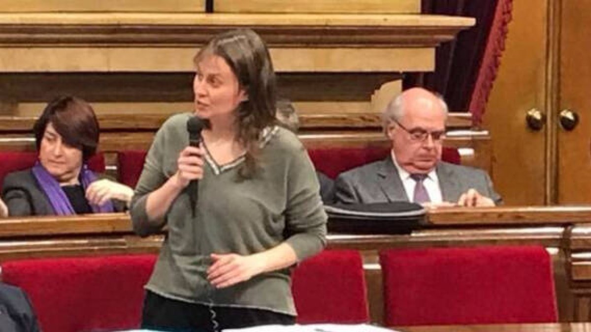 Meritxell Serret en el Parlamento catalán en una imagen de archivo