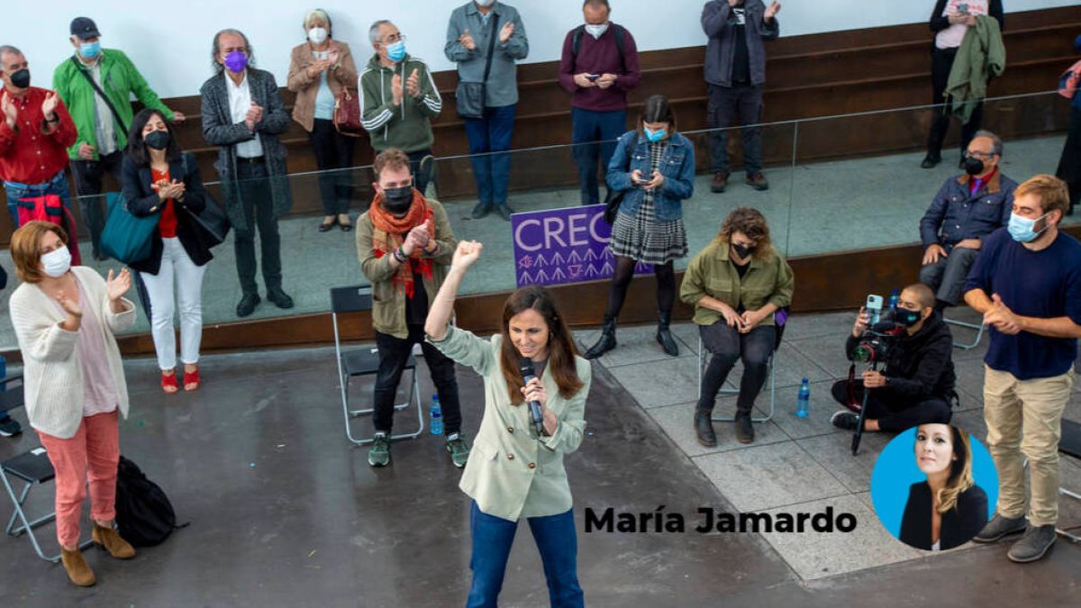 Ione Belarra en Asturias durante la campaña de las primarias de Podemos.