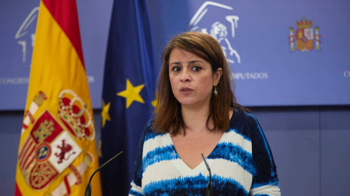 Adriana Lastra durante su comparecencia en el Congreso.