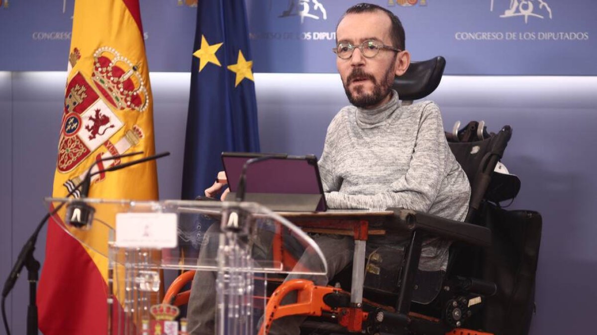 El portavoz de Podemos, Pablo Echenique