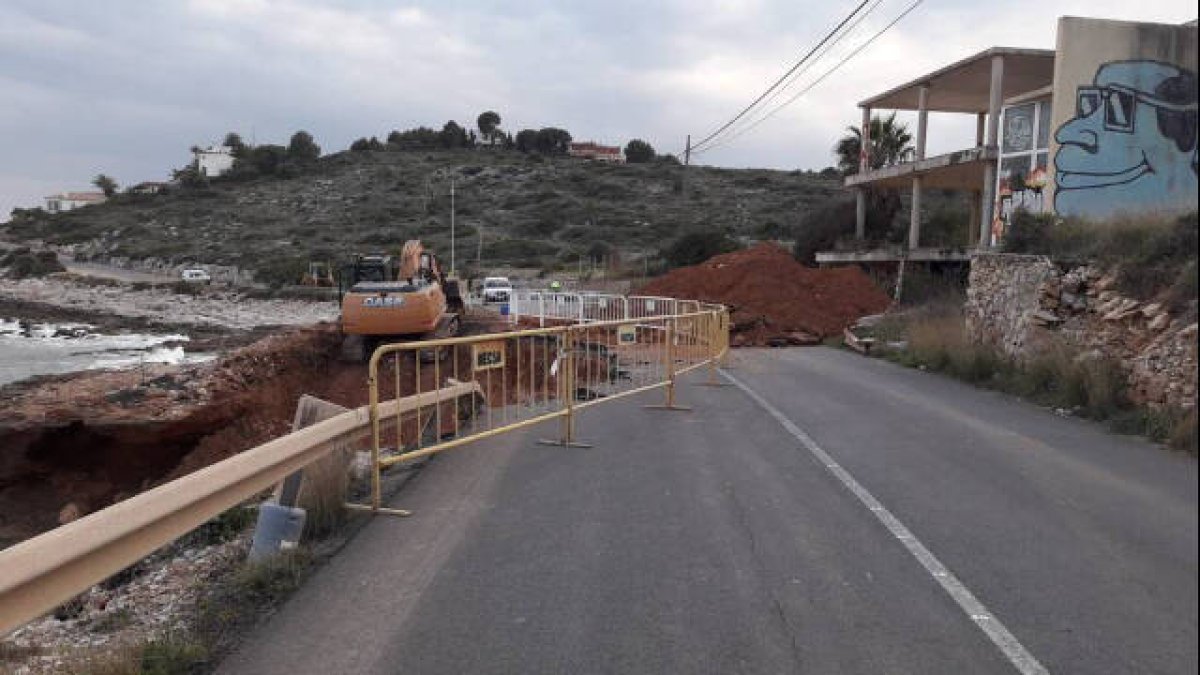 Comienzan las obras de reconstrucción en el vial litoral sur de Peñíscola