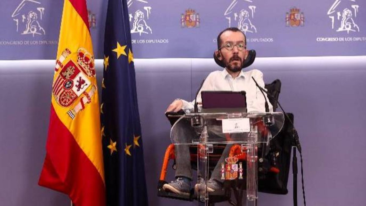 Echenique, este jueves en una comparecencia en  Moncloa.