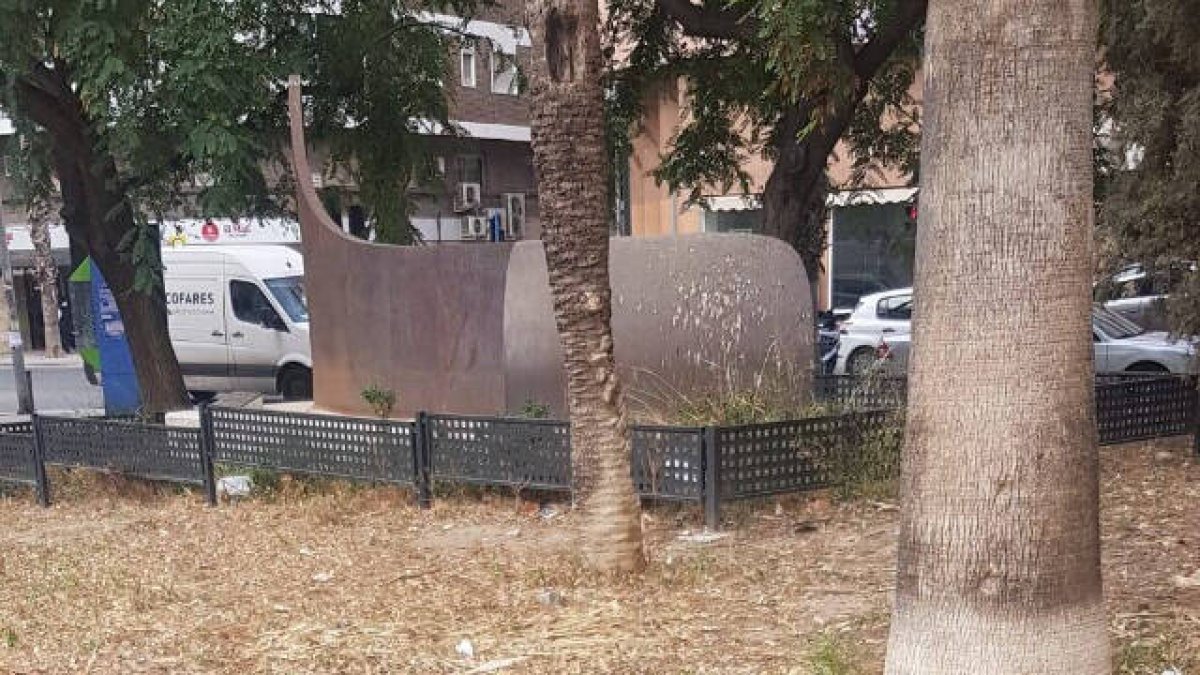 Monumento a Miguel Hernández en Alicante