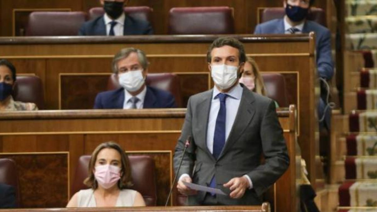 El líder del PP, este miércoles en la sesión de control del Congreso al Gobierno.