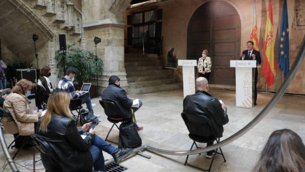 Ximo Puig y Ana Barceló en una reciente comparecencia ante los medios de comunicación