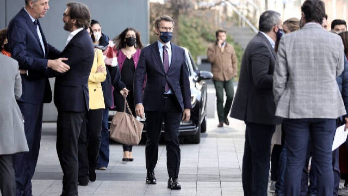 Feijóo a su llegada hoy a la Junta Nacional del PP