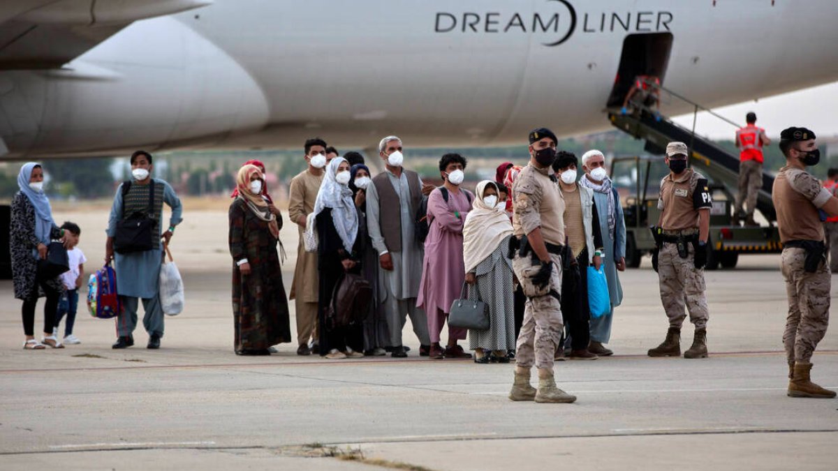 Refugiados afganos llegan a Torrejón de Ardoz