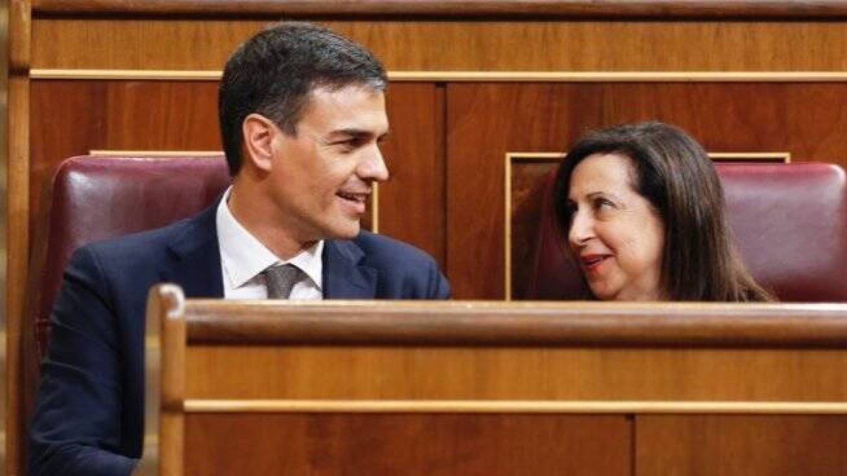 Pedro Sánchez y Margarita Robles