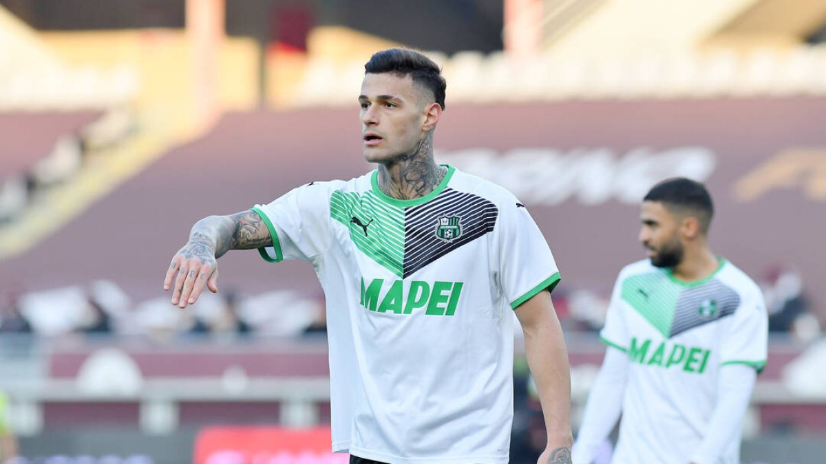 Gianluca Scamacca durante un partido con el Sassuolo esta temporada.