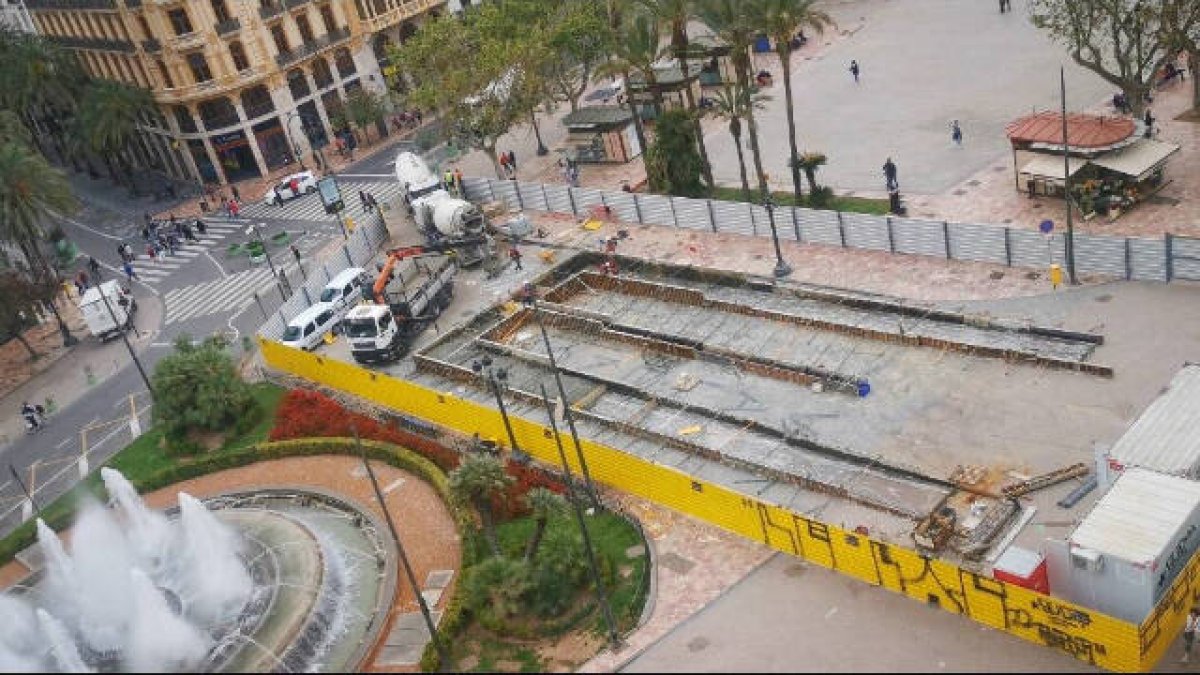 Obra del Ágora en la plaza del Ayuntamiento  de Valencia.