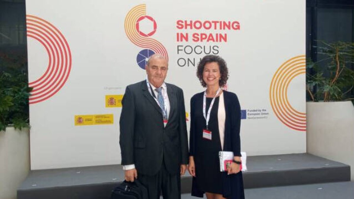 Antonio Rodes, director General de Sociedad Proyectos Temáticos y Mayte Vañó, Directora de Marketing y Comunicación de Ciudad de la Luz