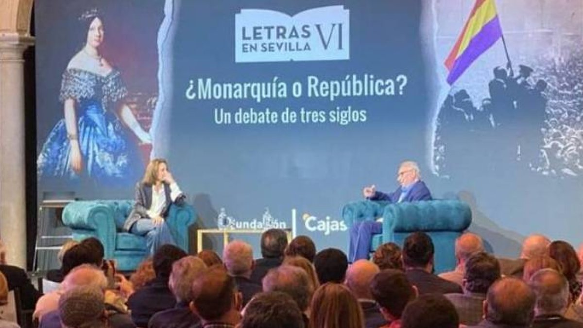 Alfonso Guerra, este lunes en Sevilla.