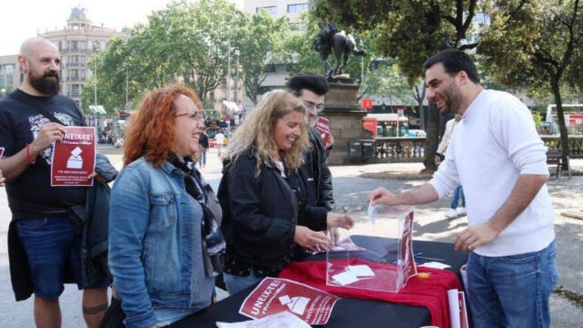 Consulta sobre la monarquía