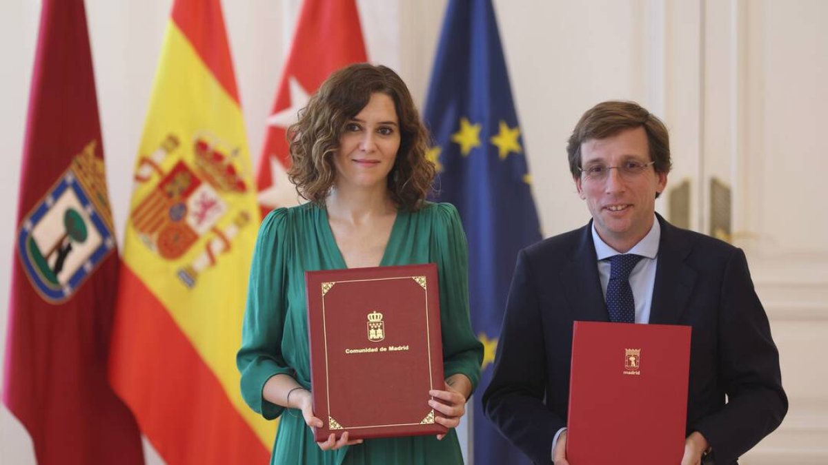 Isabel Díaz Ayuso y José Luis Martínez Almeida.