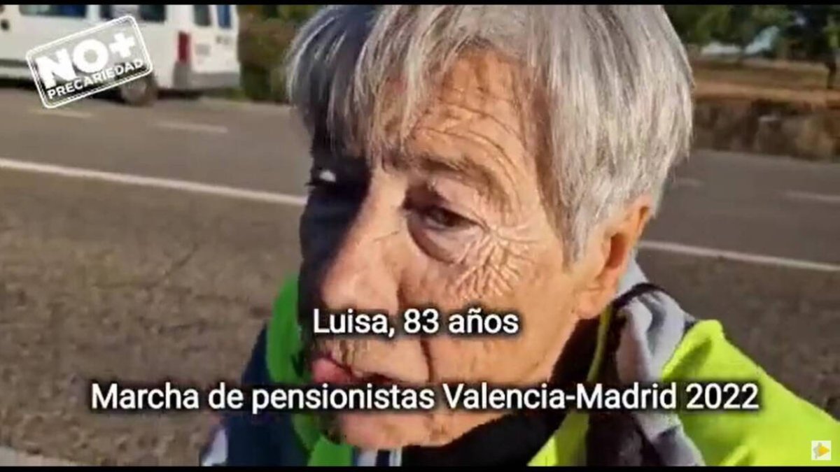 Luisa en la marcha de jubilados I Plataforma de pensionistas indignados.