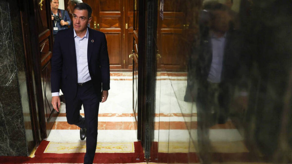 Pedro Sánchez a su llegada al Congreso