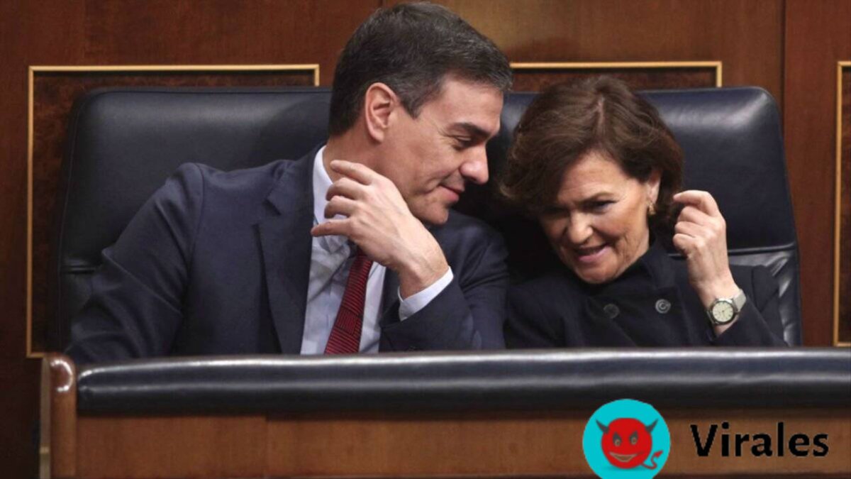 Pedro Sánchez y Carmen Calvo