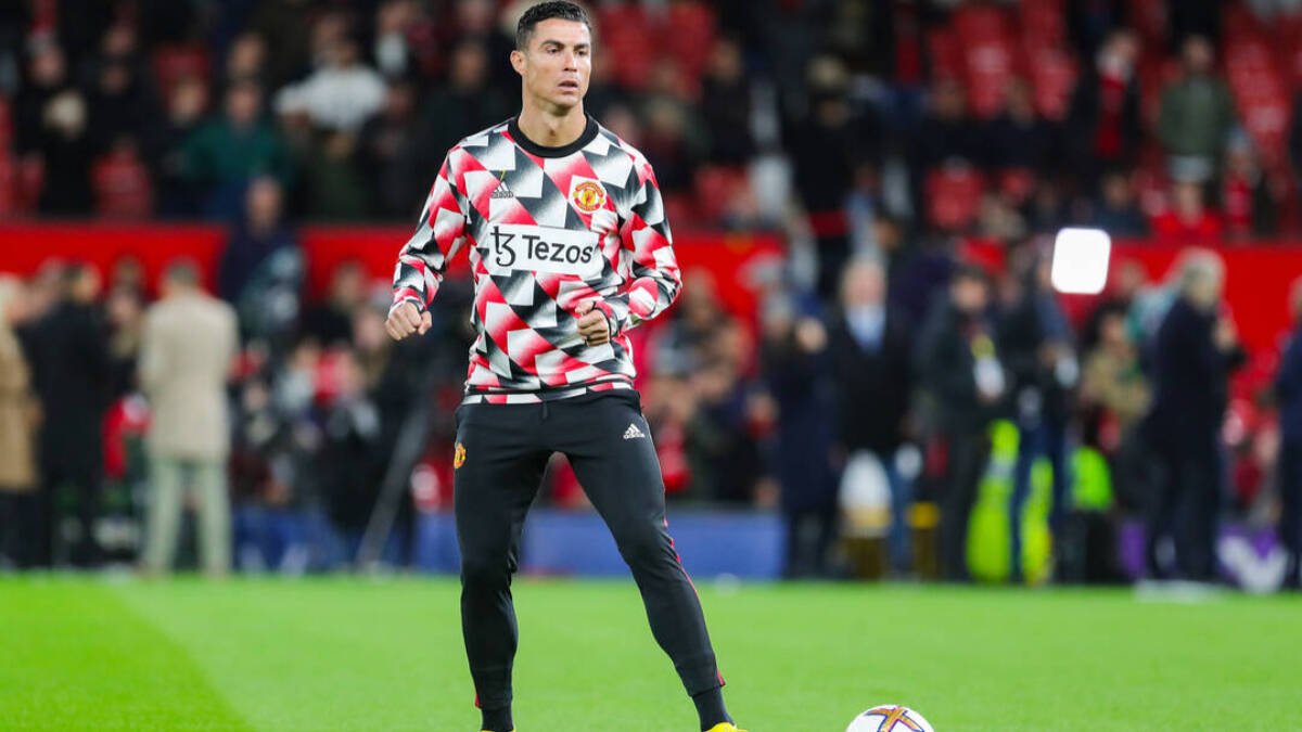 Cristiano Ronaldo, calentando antes de un partido con el United.