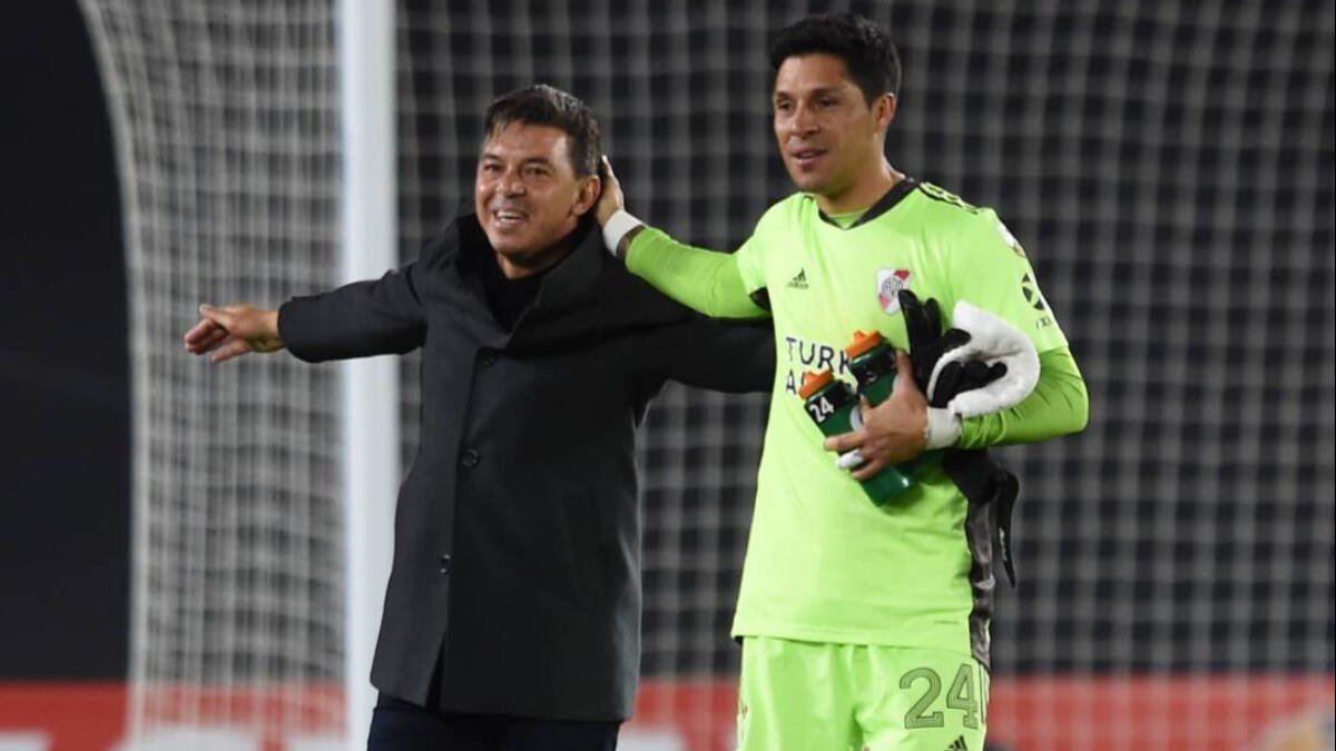 Marcelo Gallardo, a la izquierda de la imagen, en un fotografía de archivo junto a Enzo Pérez.