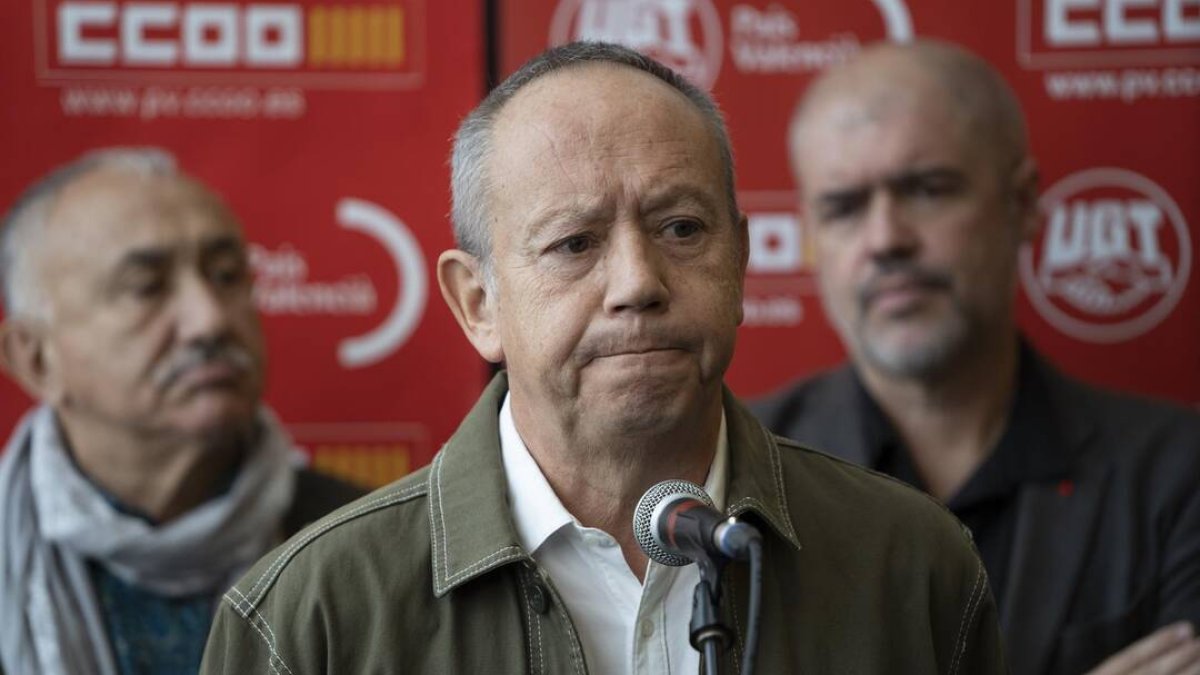 El secretario general de UGT-PV, Ismael Sáez, comparece antes de una asamblea en Rambleta - JORGE GIL - EUROPA PRESS