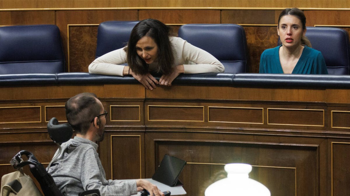 Ione Belarra se dirige a Pablo Echenique en el Congreso