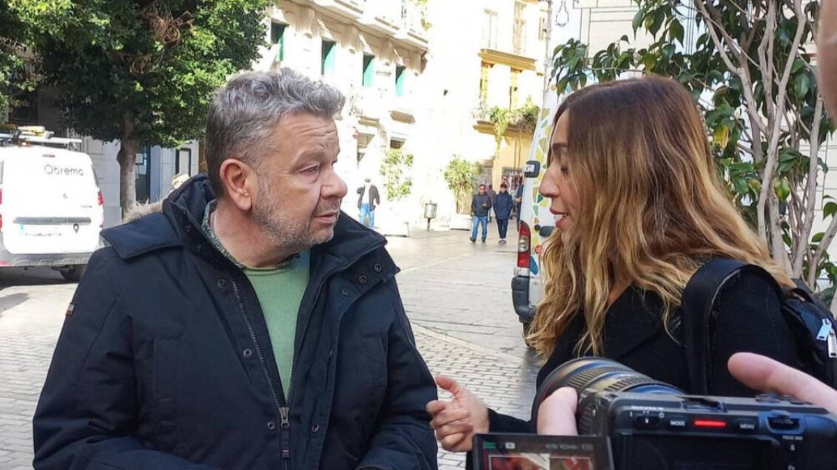 Alberto Chicote entrevista a la consellera Isaura Navarro.