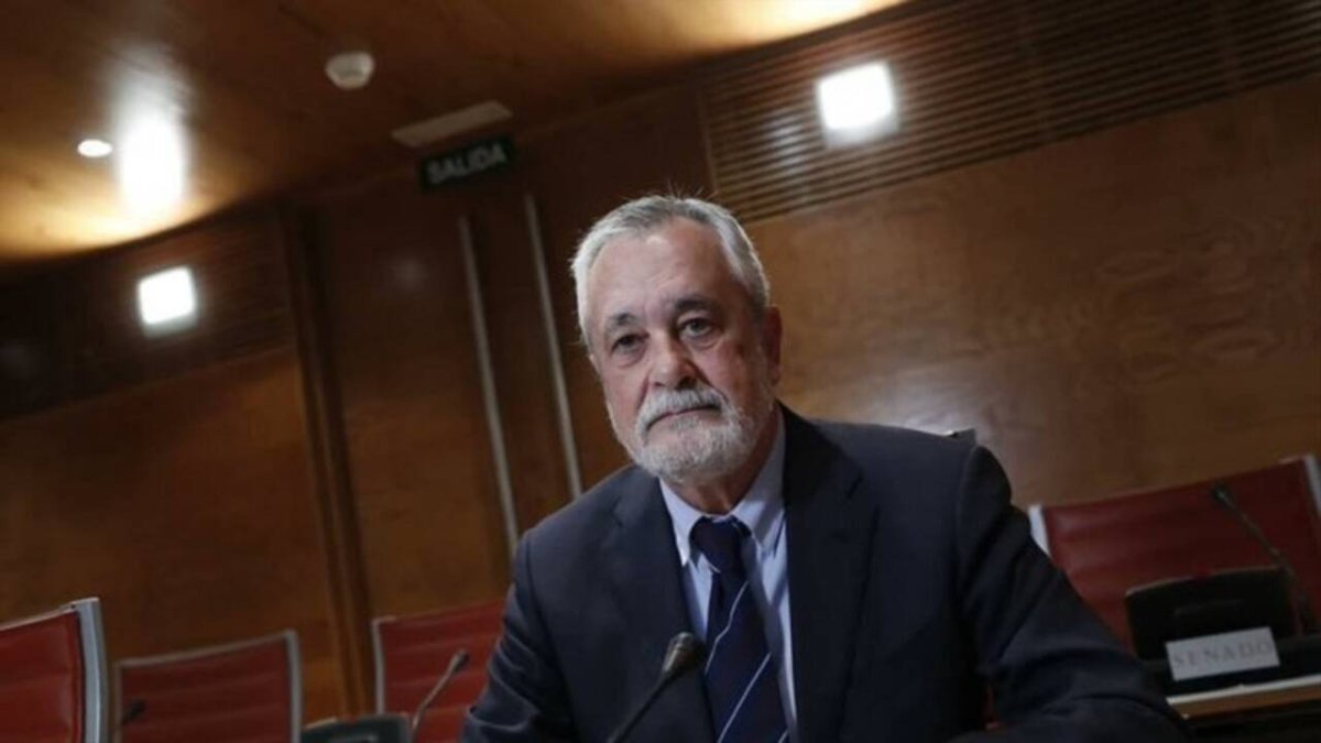 El expresidente del PSOE y de la Junta, José Antonio Griñán.