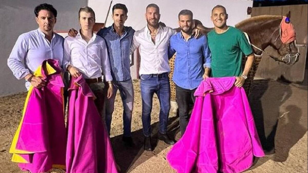 Talavante, Sergio Ramos, Nacho y Keylor Navas, en la finca pacense del diestro.