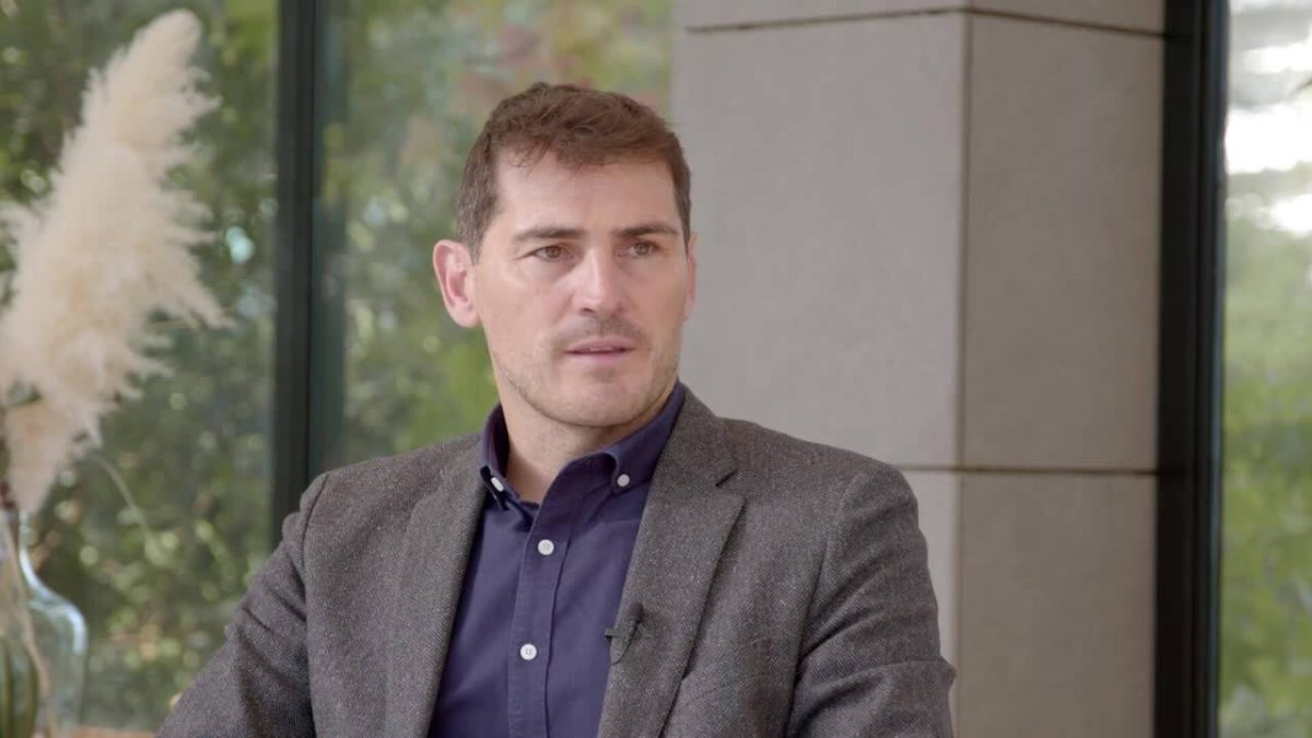 Iker Casillas lo está dando todo en sus redes sociales.