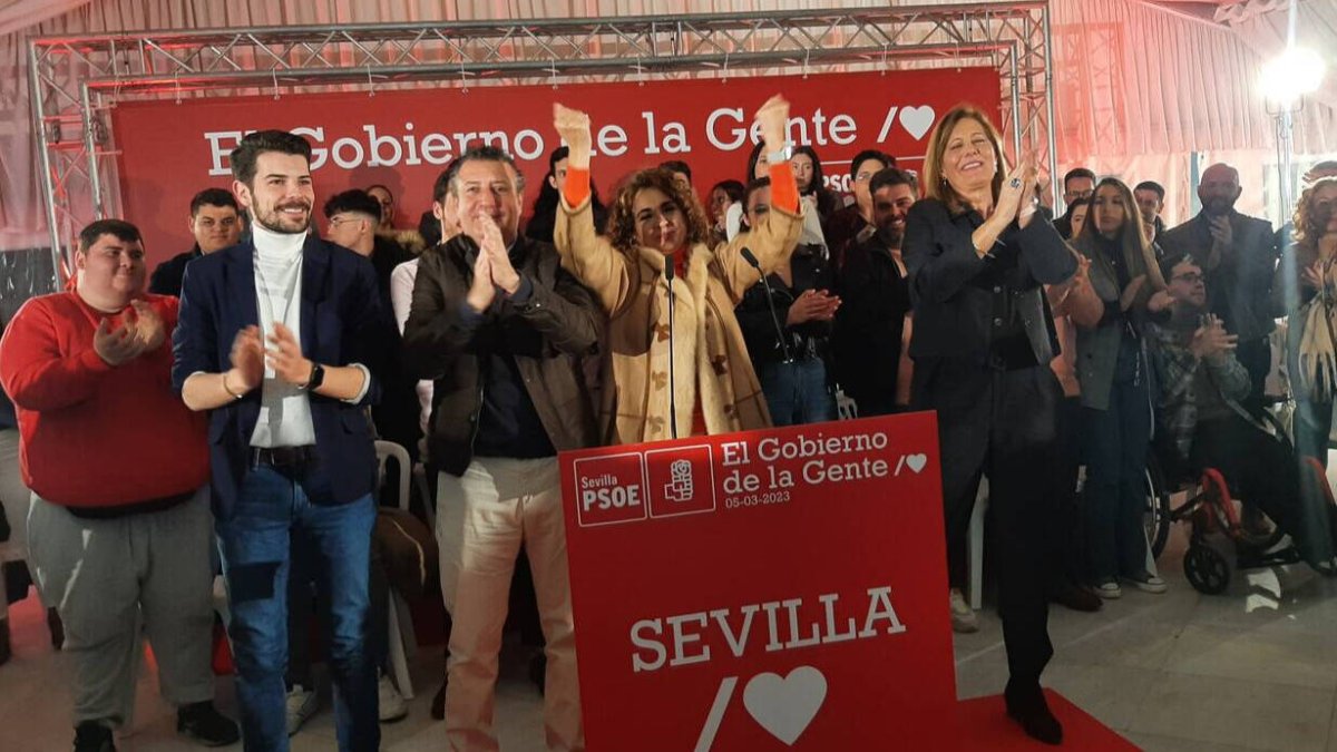 María Jesús de Montero durante un mitin en Sevilla este fin de semana